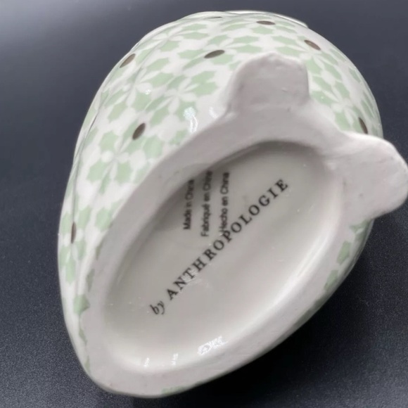 Anthropologie Owl Winterland Ceramic Vase - Picture 7 of 7